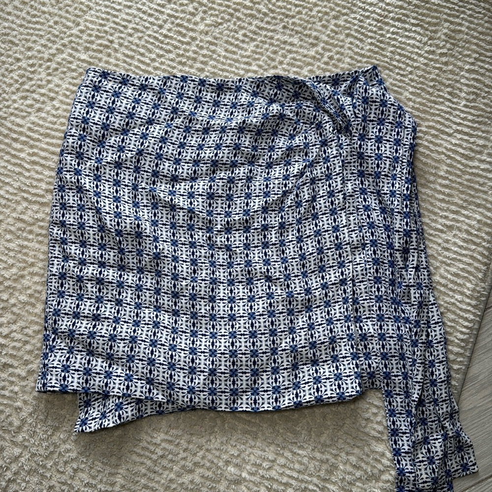 Tularosa revolve wrap skirt size small